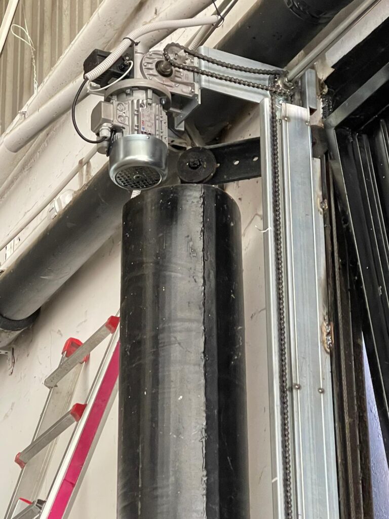 Motores para puertas basculantes en leon